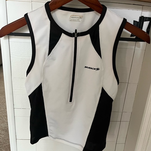 SUGOI WOMEN’S CYCLING TANK SIZE Medium Black White. 1253 - Picture 1 of 3